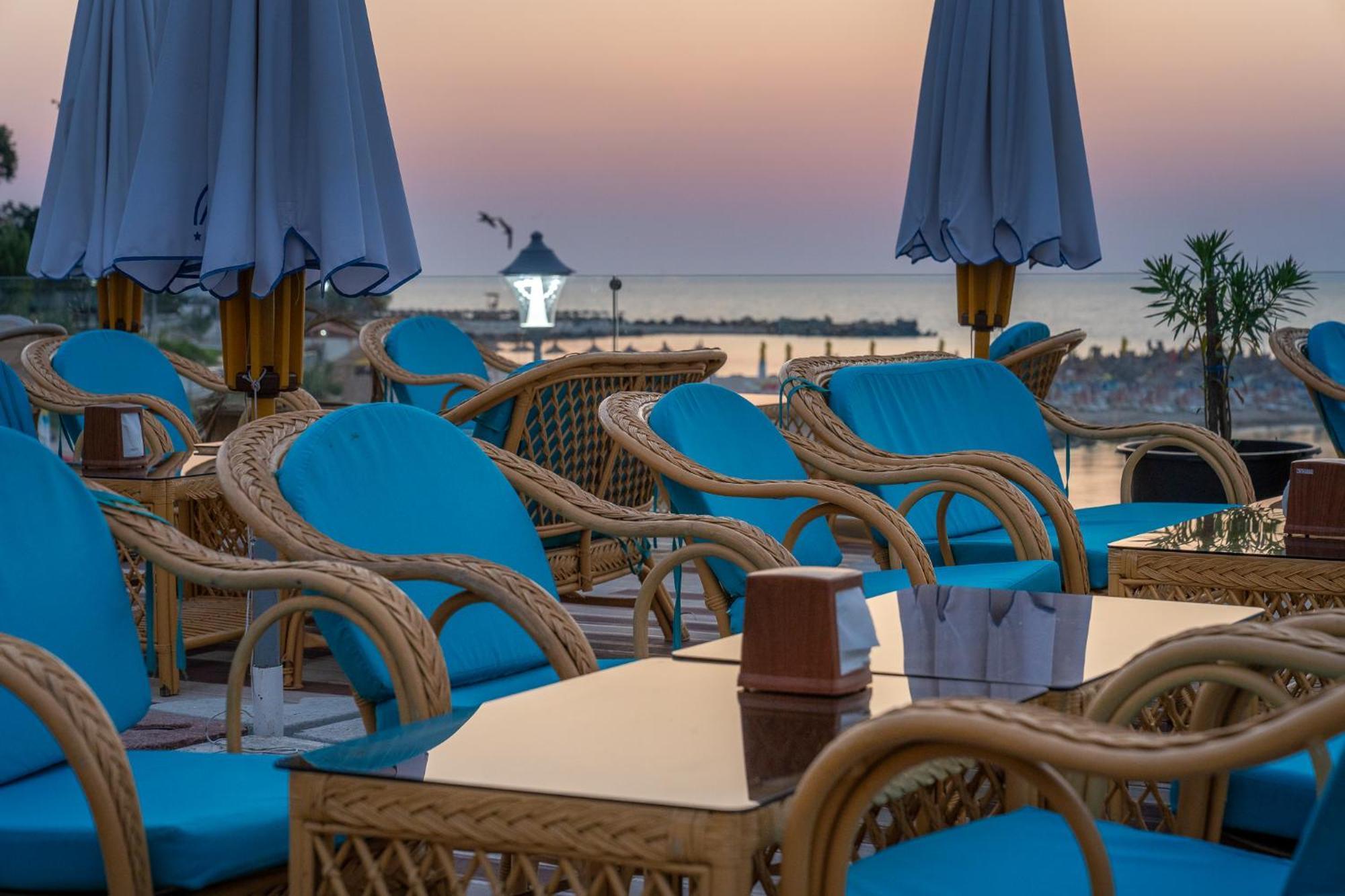 Mera Onix Hotel 4*